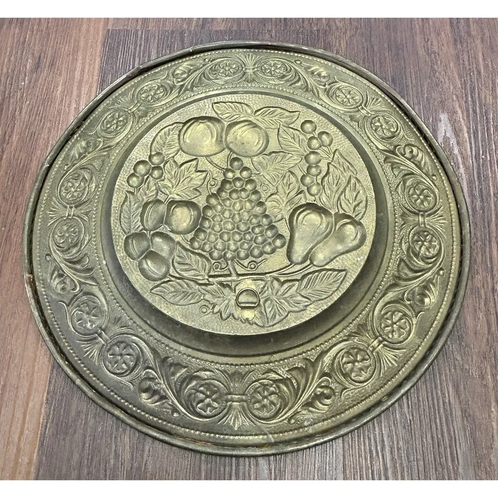 Vintage Peerage Brass Embossed Wall Hanging 2 Plates Made‎ In England